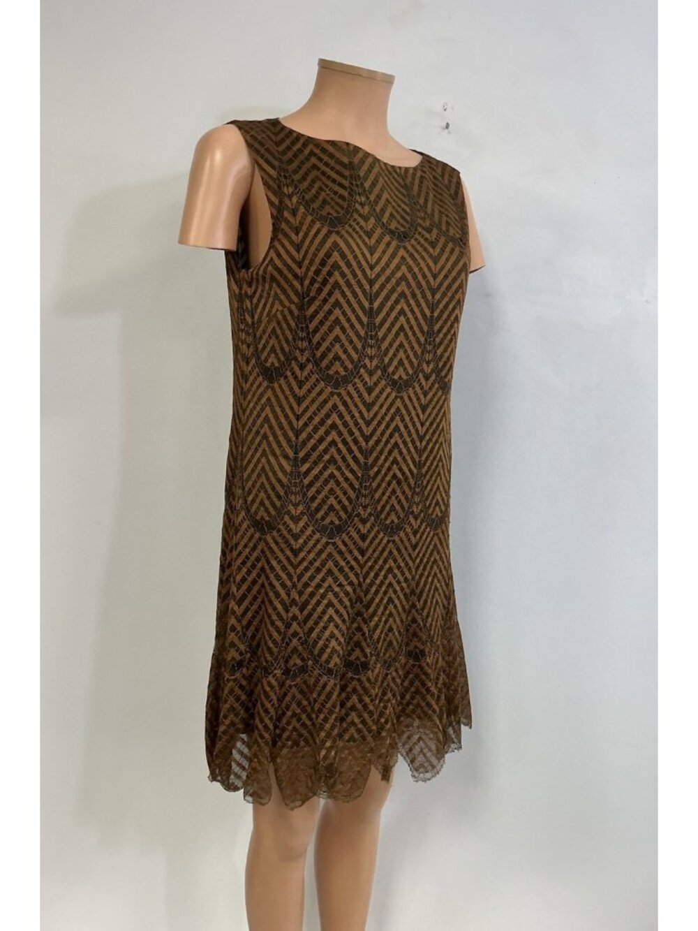 Escada Lace Fairy Dress Length Lined Ruffle Hemline Womens 38